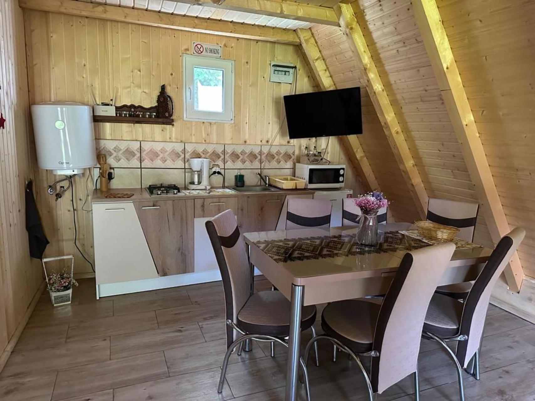 فيلا Cabanutze Satic Rucăr المظهر الخارجي الصورة